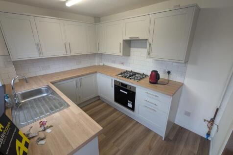 6B82C7F5-8F03-410D-8