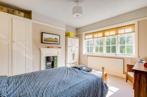 Baldock Road 19-22.jpg