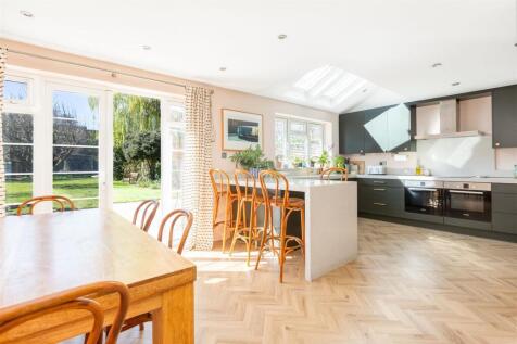 39 Highfield-14.jpg