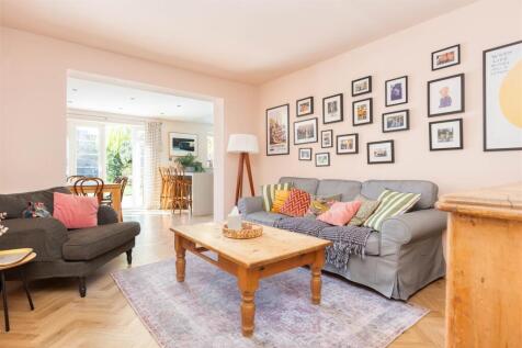 39 Highfield-12.jpg