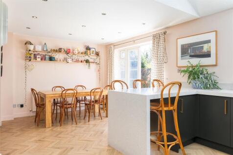 39 Highfield-17.jpg