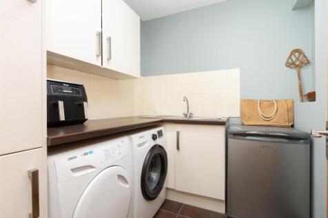 39 Highfield-23.jpg