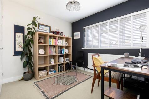 39 Highfield-1.jpg