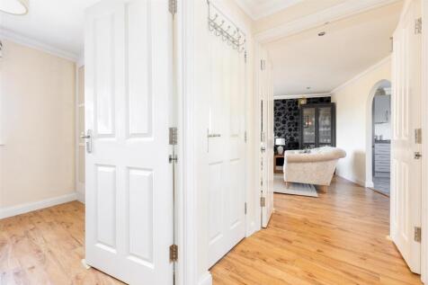 18 Morrello Gardens-9.jpg