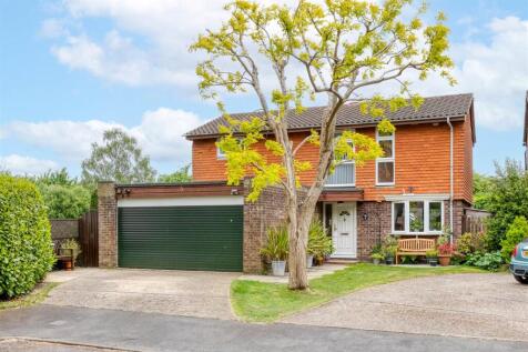 9 Milne Close-21.jpg