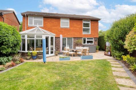 9 Milne Close-19.jpg