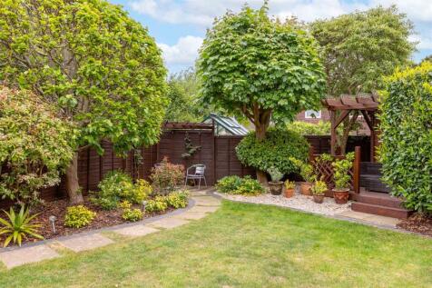 9 Milne Close-17.jpg