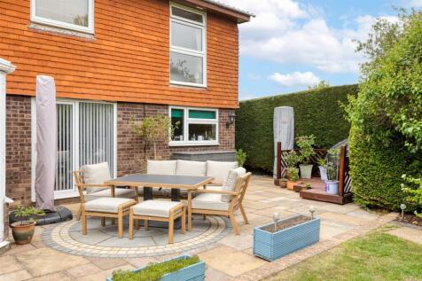 9 Milne Close-20.jpg