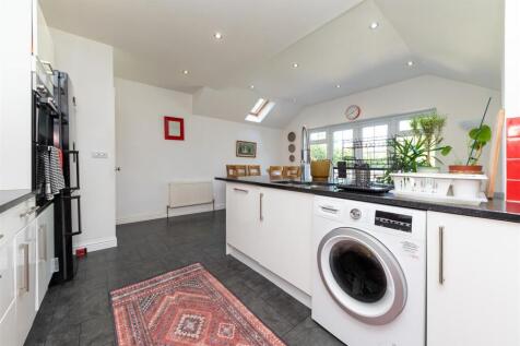 107 Jackmans Place (9 of 16).jpg