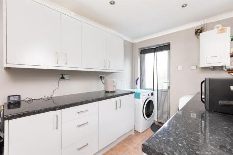 29 Lordship Lane-11.jpg