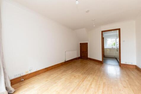 54 Baldock Rd (9 of 13).jpg