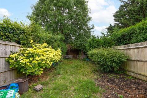 52 Shott Lane-19.jpg