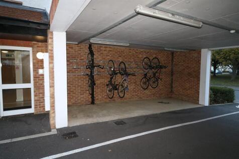 Bike store.JPG