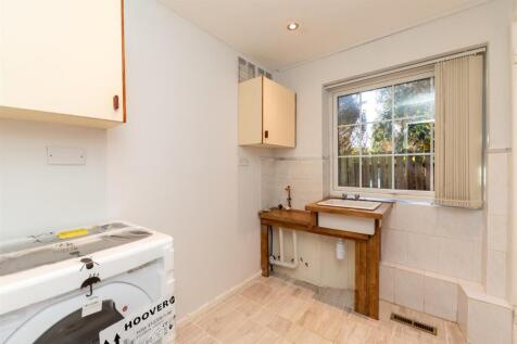 18 Milne Close (9 of 16).jpg