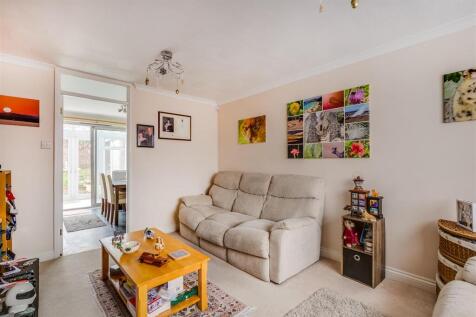 Romany Close 34-14.jpg