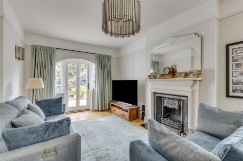 Norton Way South 334-26.jpg