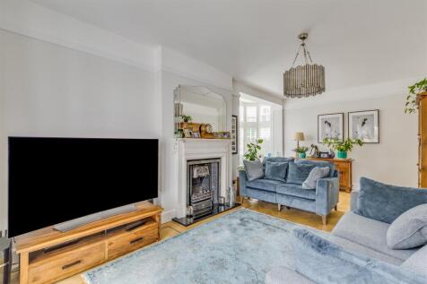Norton Way South 334-29.jpg