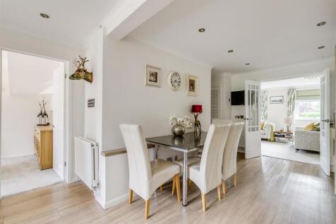 Brandles Road 21-27.jpg