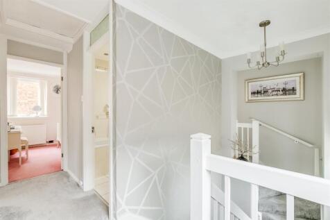 Brandles Road 21-2.jpg