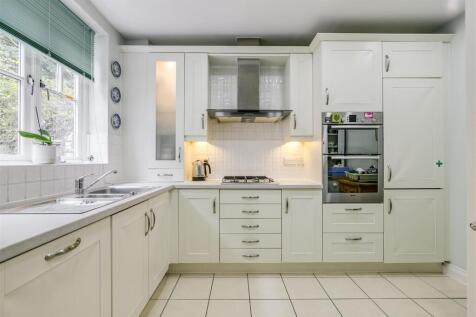 Ralph Swingler Place 12-16.jpg