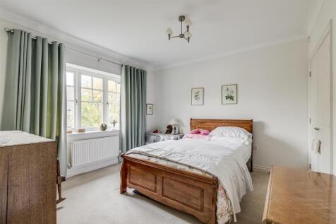 Ralph Swingler Place 12-34.jpg