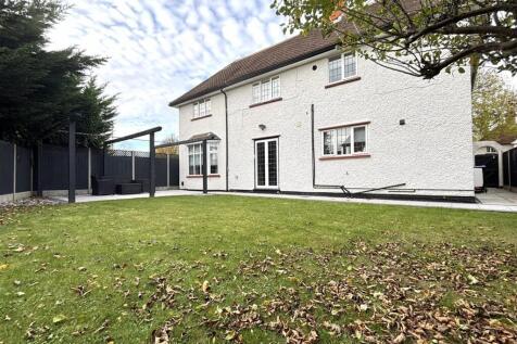 rear-garden_02 (1).jpg