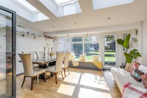 Halsey Drive 120-27.jpg