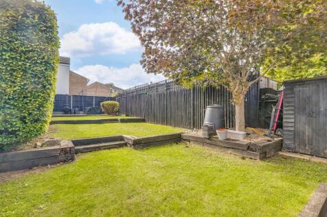 Halsey Drive 120-1.jpg