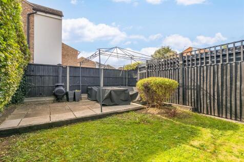 Halsey Drive 120-4.jpg