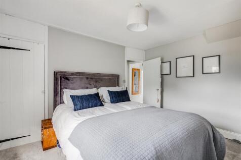 Cadwell Farm Cottages 1-10.jpg