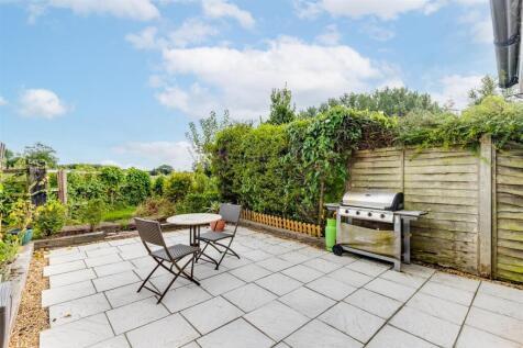 Cadwell Farm Cottages 1-17.jpg