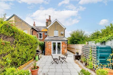 Cadwell Farm Cottages 1-19.jpg