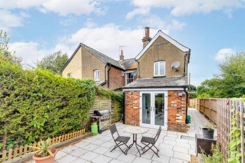 Cadwell Farm Cottages 1-20.jpg