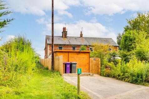 Cadwell Farm Cottages 1-37.jpg