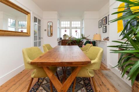 80 Churvh Street (10 of 19).jpg