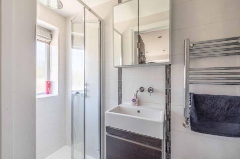 downstairs shower ro