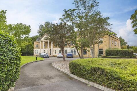 01CW Frontage (1 of 