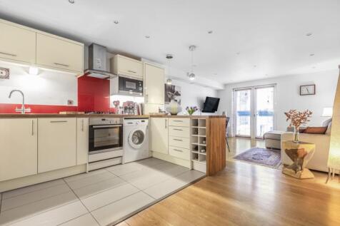 Open Plan Kitchen/Re