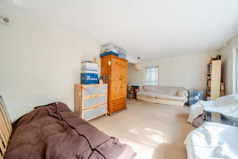 1348131-11-68c007...