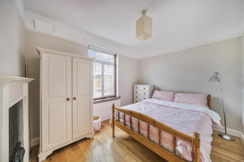 1359831-17-68d3df...