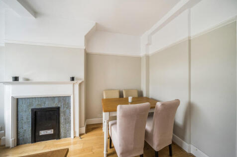 1359831-9-68d3df8...