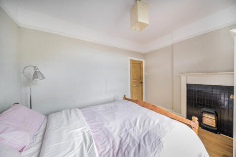 1359831-15-68d3df...