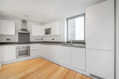 1350472-5-68caba4...