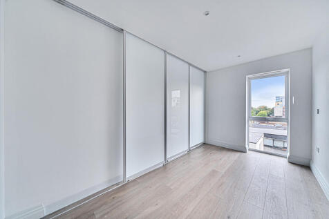 1350478-9-68cac4b...