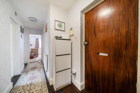 1369077-14-68f0e9...