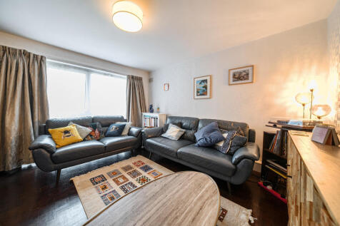 1369077-8-68f0e90...