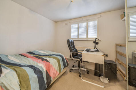 1349344-18-68df93...