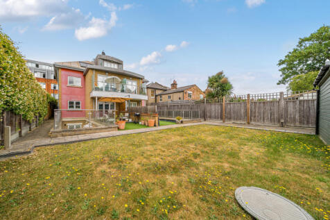 1316074-8-685d36a...