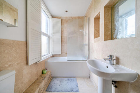 1373169-11-6904d6...