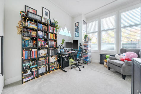 1381329-4-691492d...